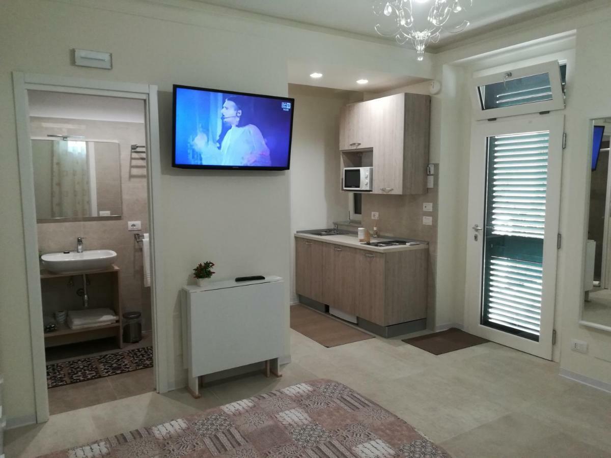 Guest House B&B Via Marina Reggio di Calabria Bagian luar foto