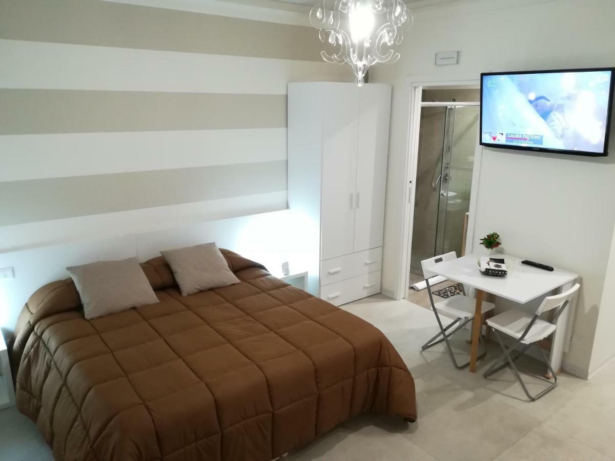Guest House B&B Via Marina Reggio di Calabria Bagian luar foto