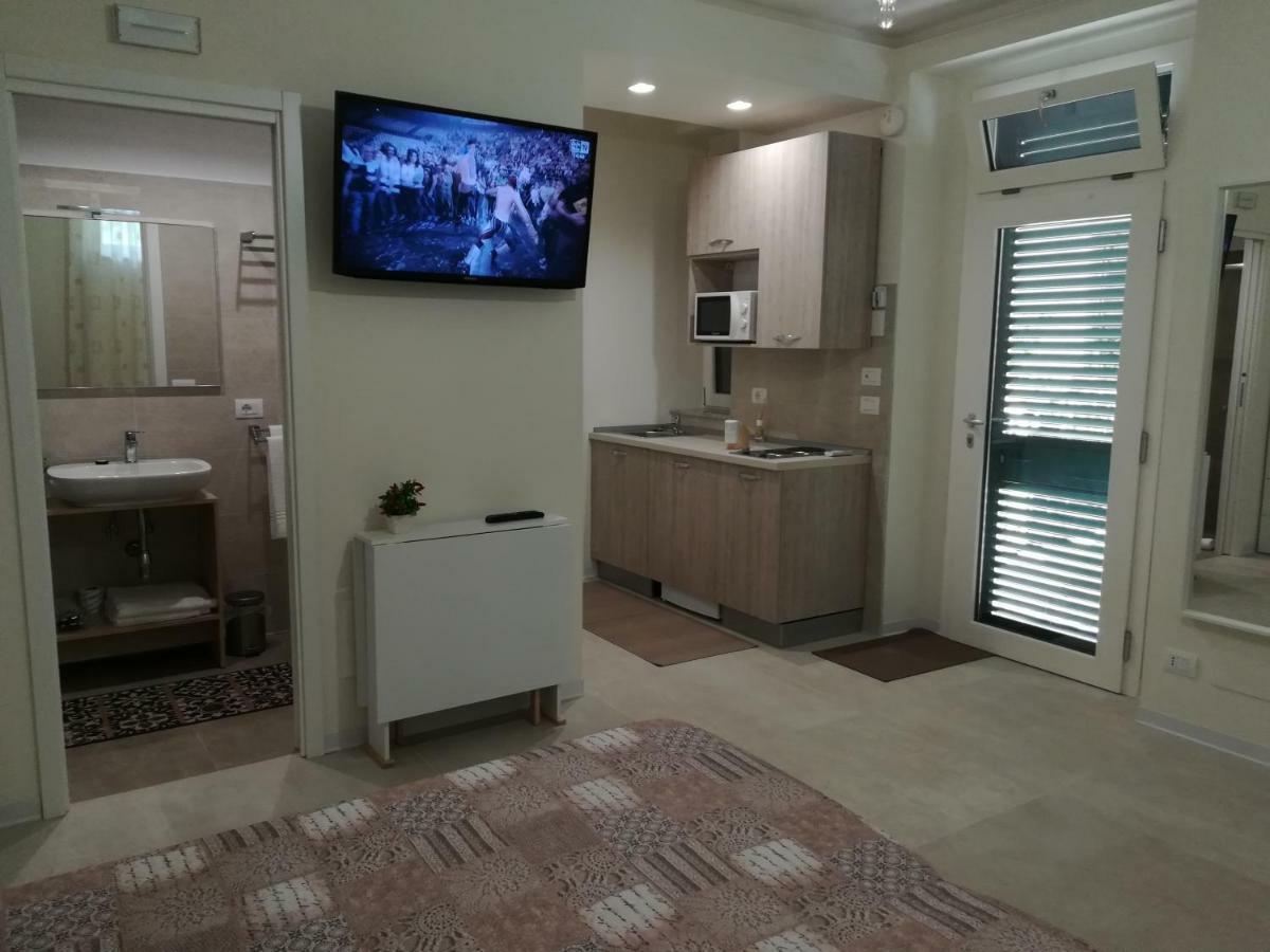Guest House B&B Via Marina Reggio di Calabria Bagian luar foto