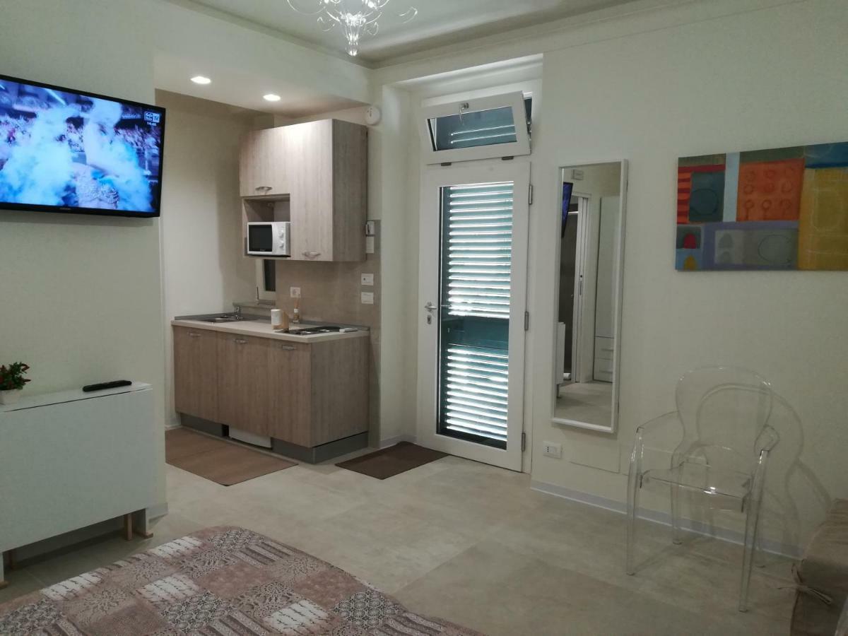 Guest House B&B Via Marina Reggio di Calabria Bagian luar foto