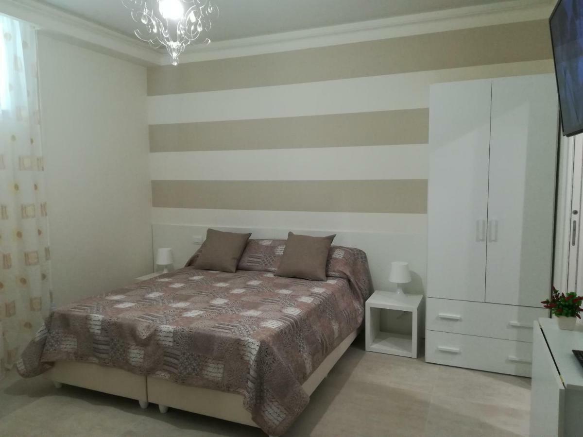 Guest House B&B Via Marina Reggio di Calabria Bagian luar foto